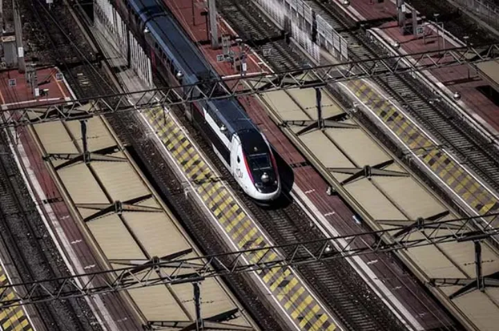 شهرداری مونترال هم قطار سریع‌السیر را بین کبک و تورنتو توصیه می‌کند